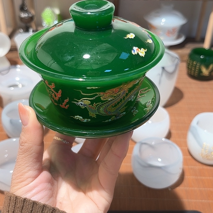 铁*帝王绿双龙戏珠壶不带礼盒