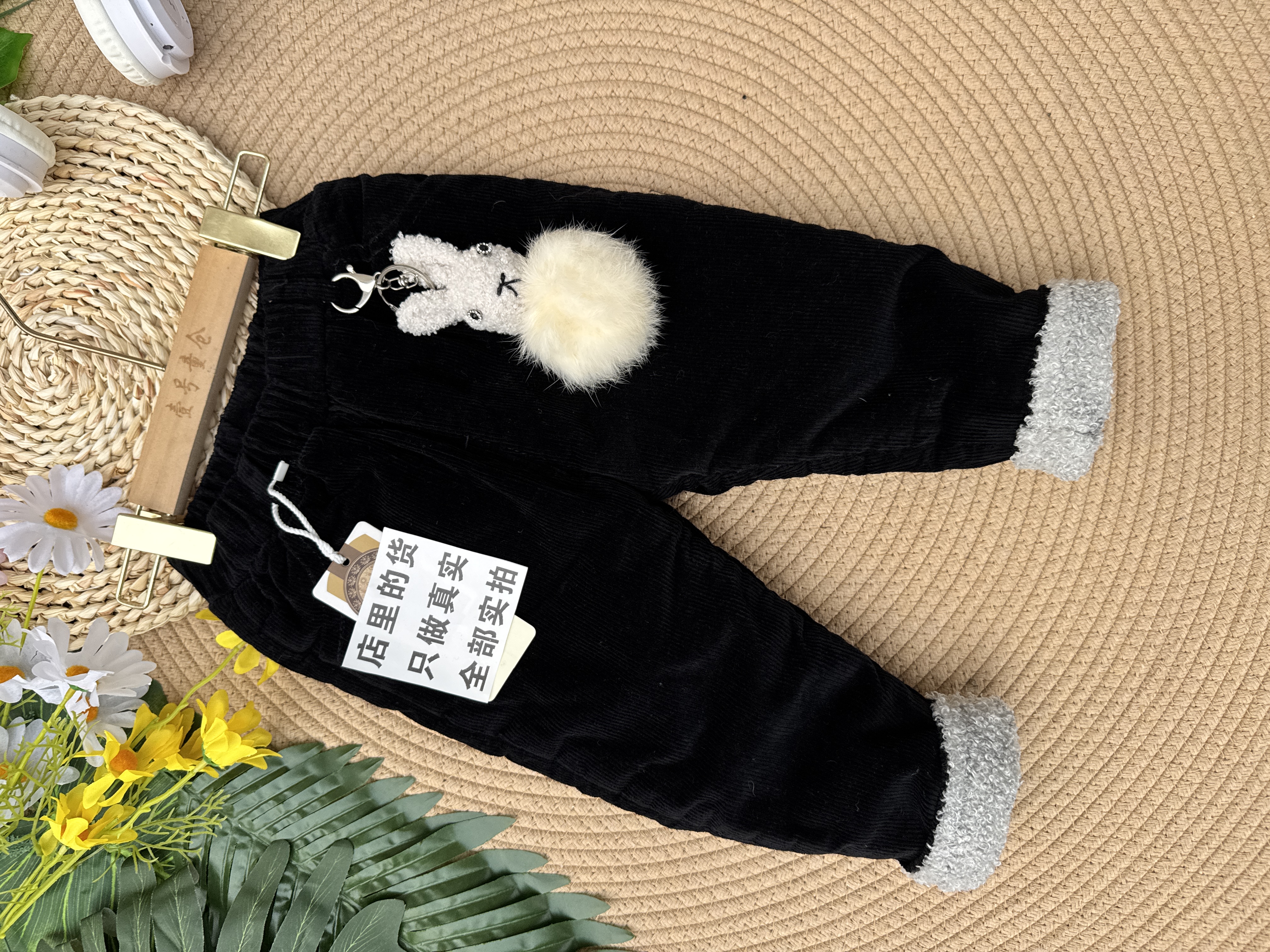 2025年款儿童童装店断码处理童装潮男女童棉裤加绒卫裤外套加厚冬