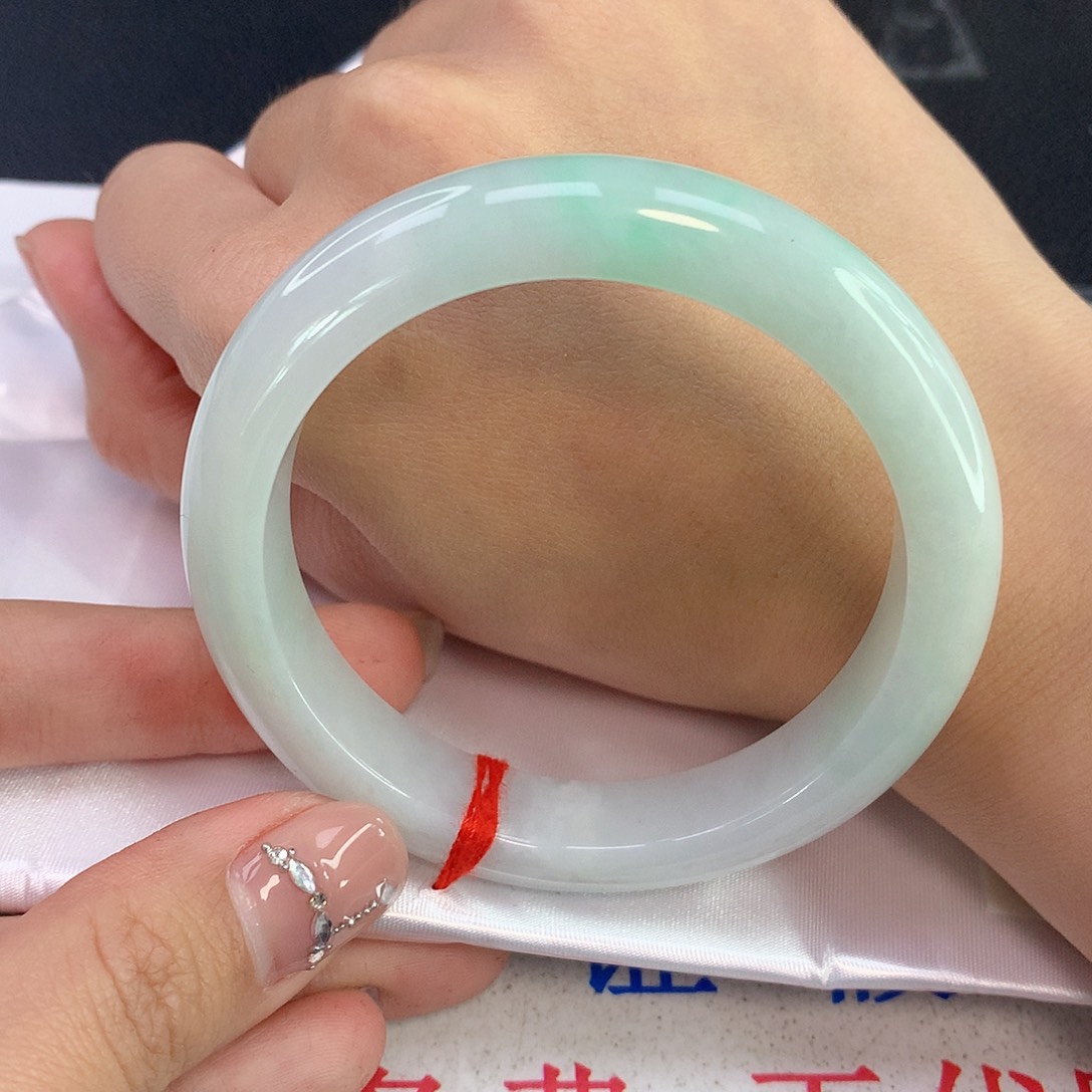 翡翠手镯未镶嵌天然A货翡翠119