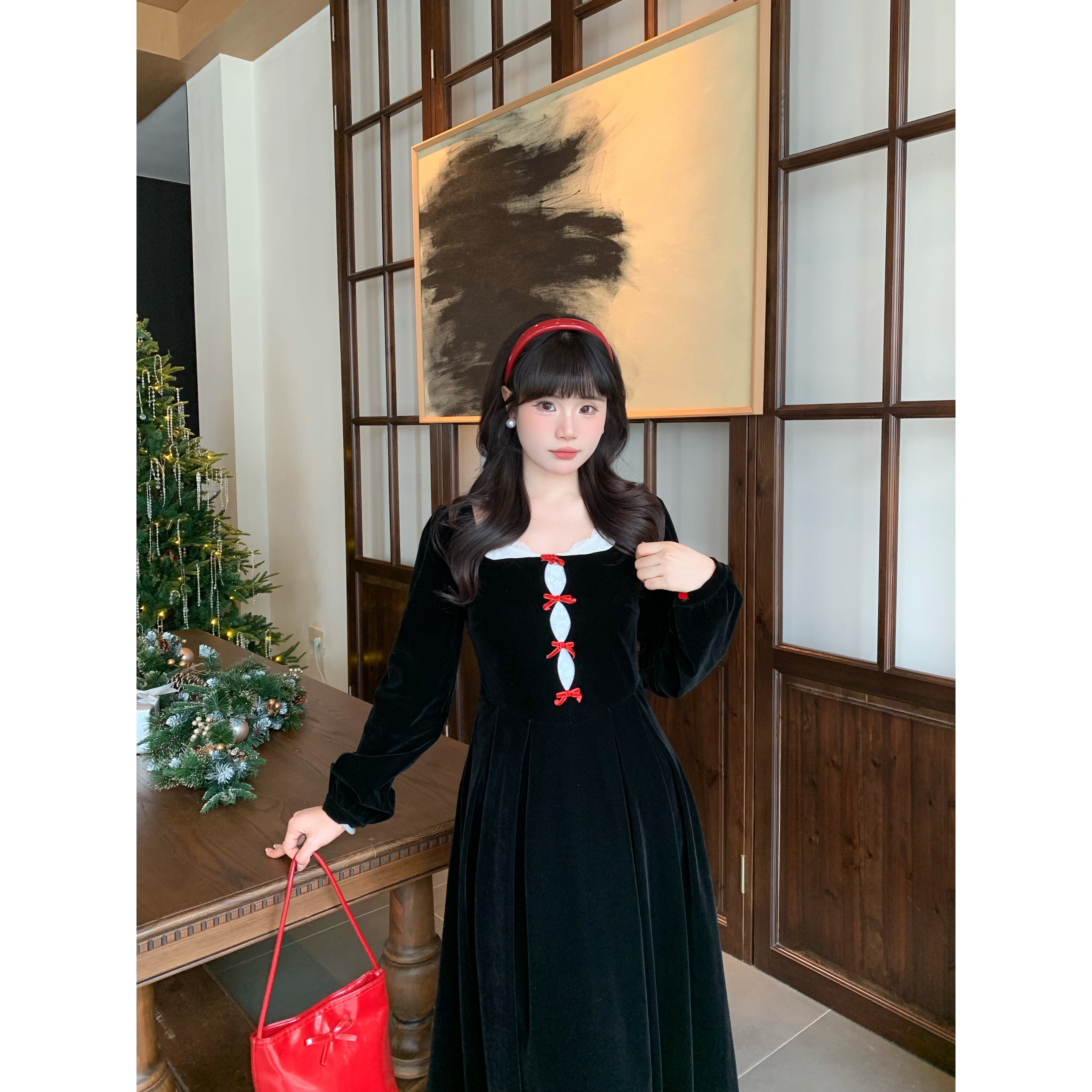 现货【圆舞曲】大头婷丫丫微胖秋冬赫本丝绒黑裙收腰显瘦优雅连衣裙