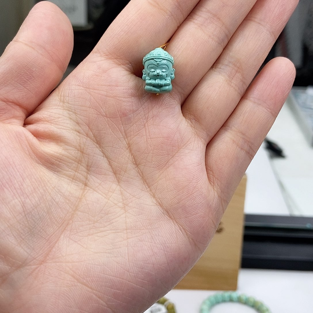 未镶嵌绿松石珠宝奇石