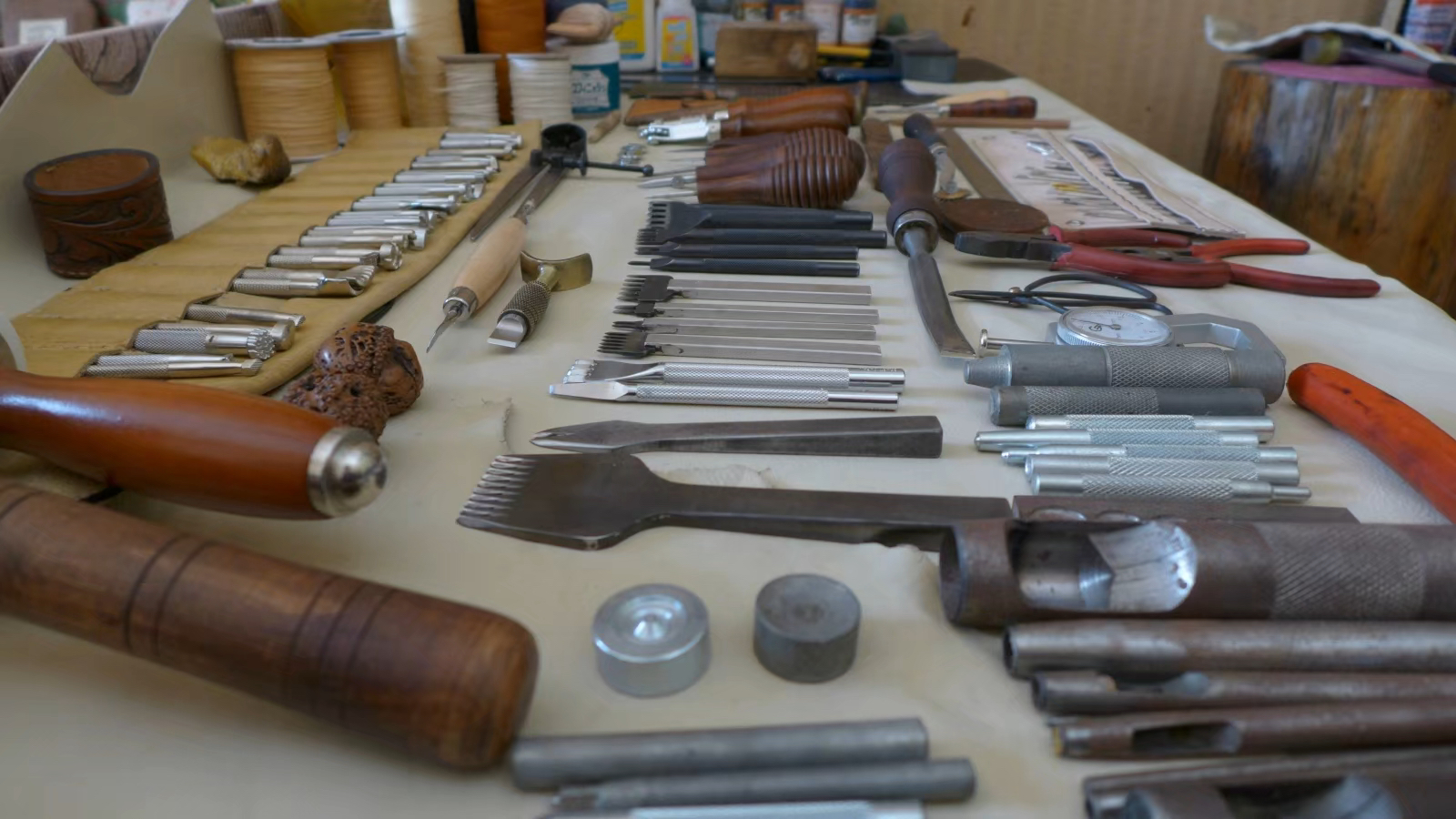 手工皮具高档纯手工制作头层牛皮原创设计定制复古