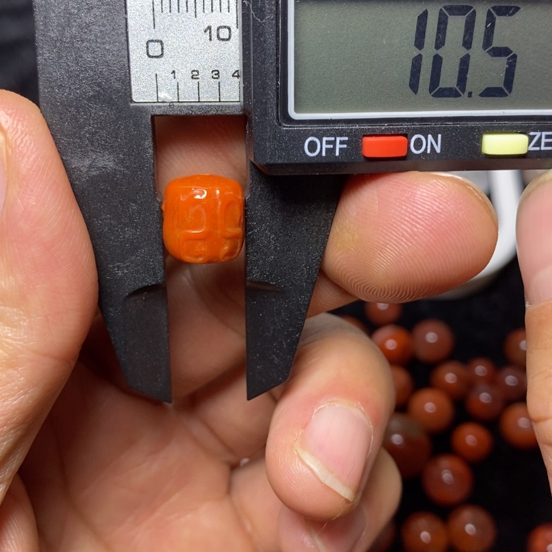 未镶嵌10.5毫米尺寸一个南红玛瑙
