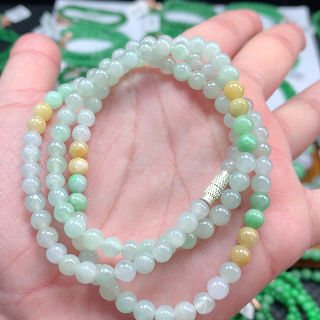 翡翠手链未镶嵌翡翠