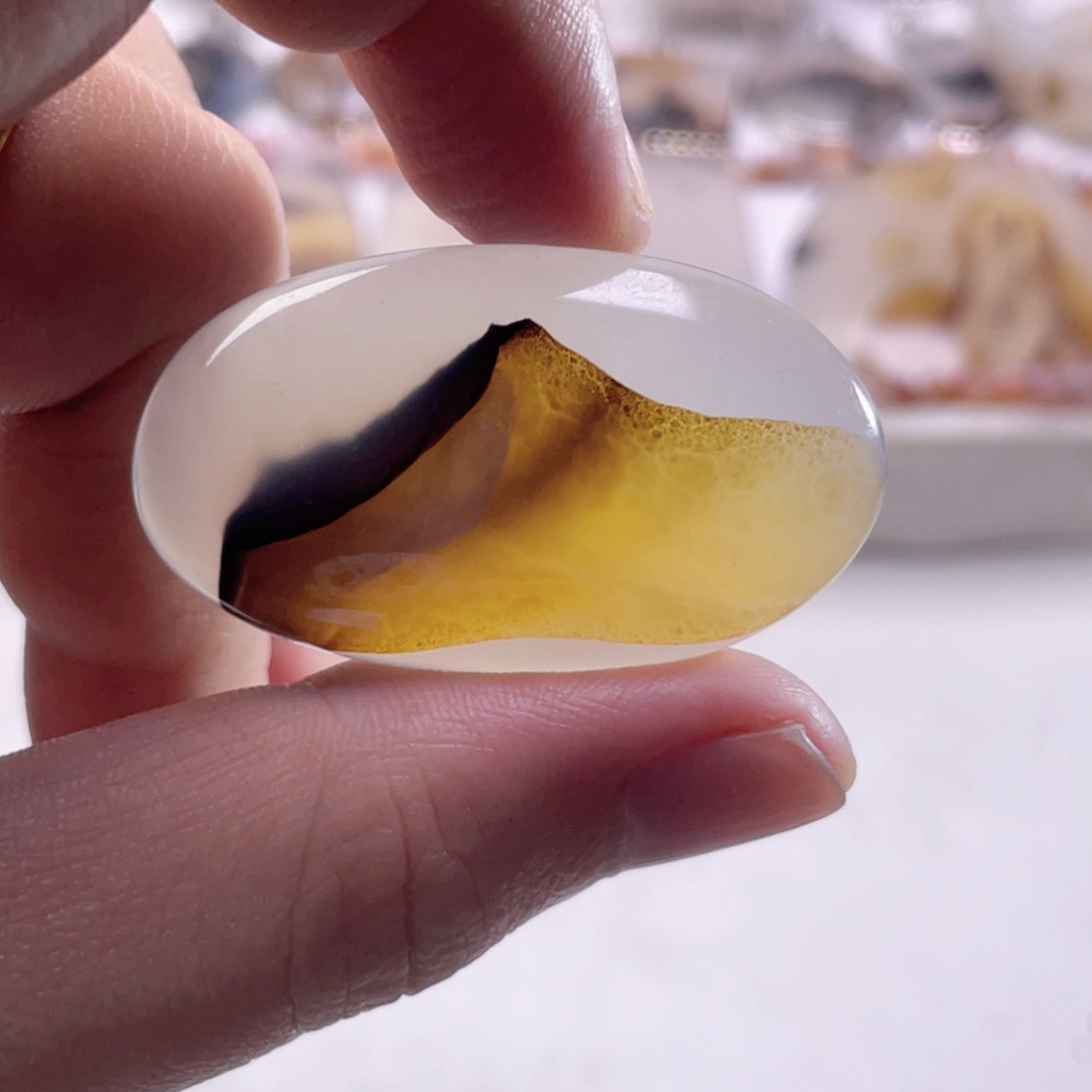 玛瑙/玉髓未镶嵌珠宝奇石