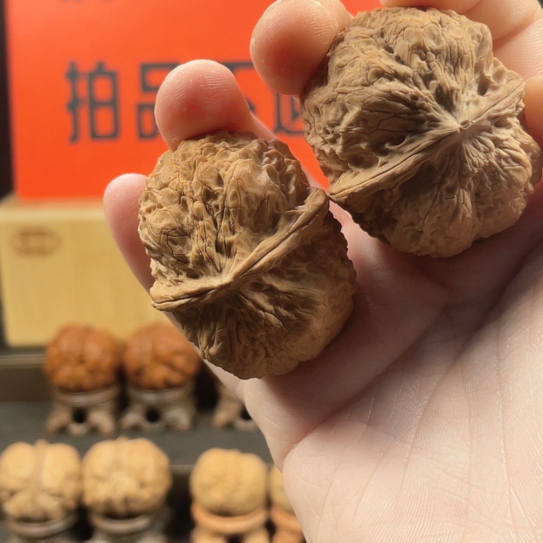 把件文玩核桃麒麟