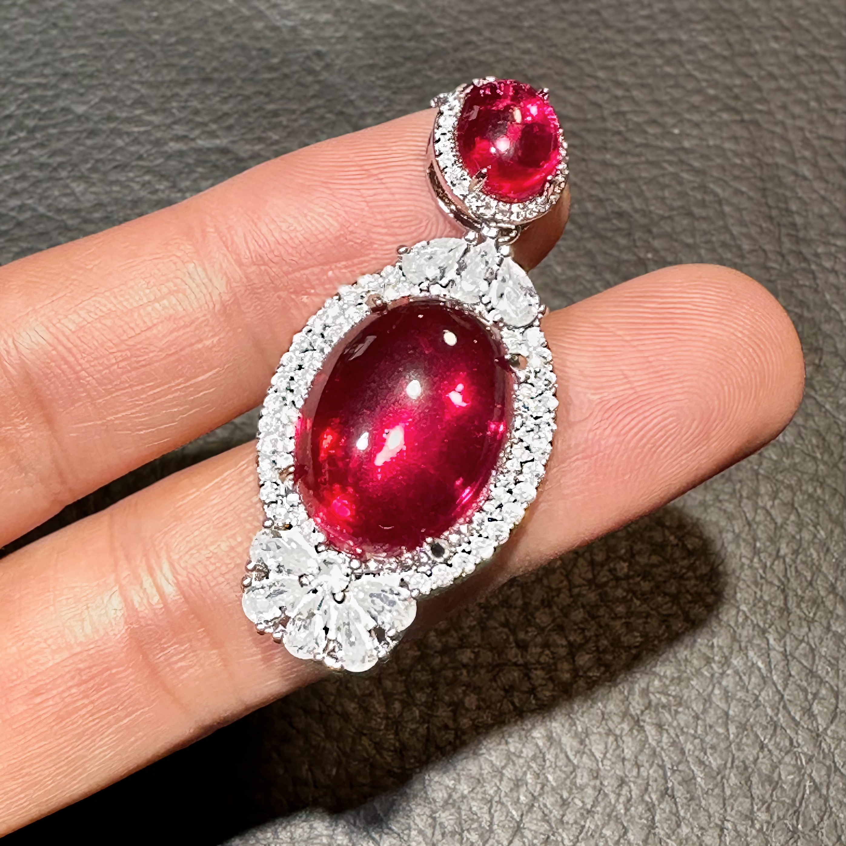 典藏轻奢-高精切红宝石吊坠YY-1075