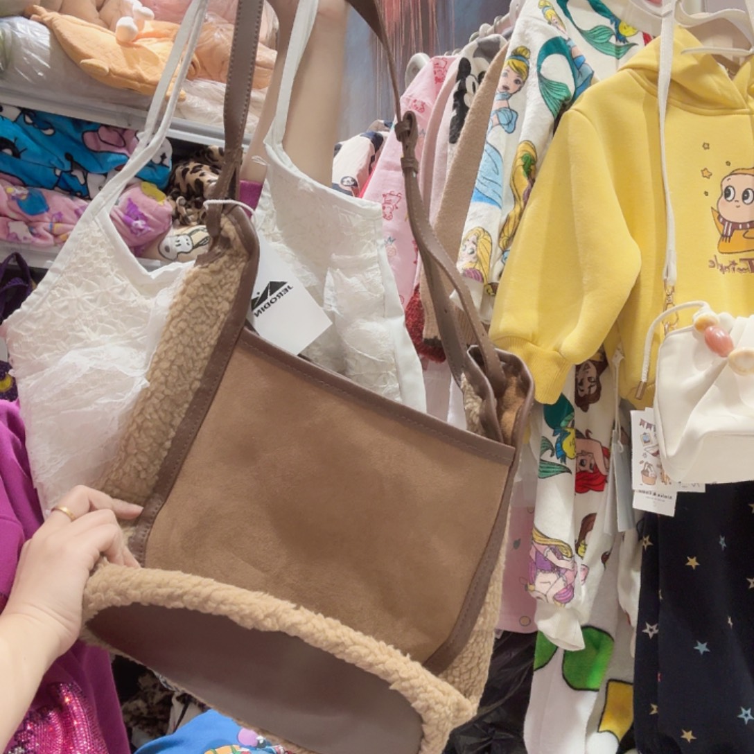 特价不退不换，两个包