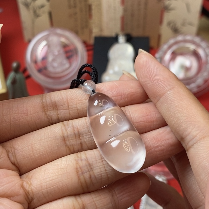 吊坠(赠链)未镶嵌石英质玉