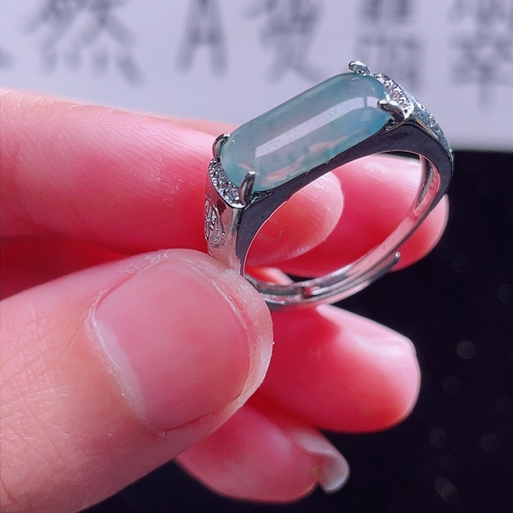 翡翠颈饰未镶嵌9999999999