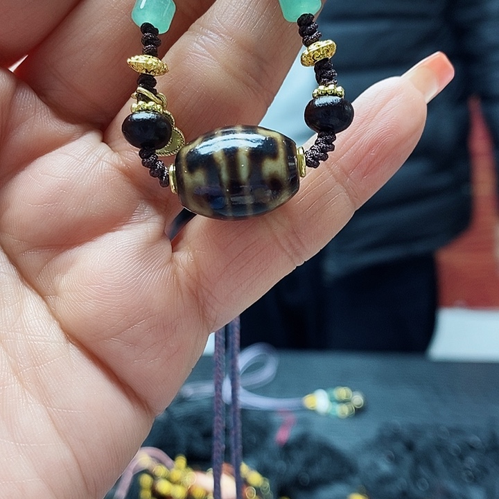 玛瑙/玉髓颈饰合金