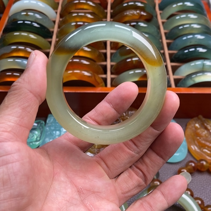 F***d未镶嵌蛇纹石玉手镯手串戒指