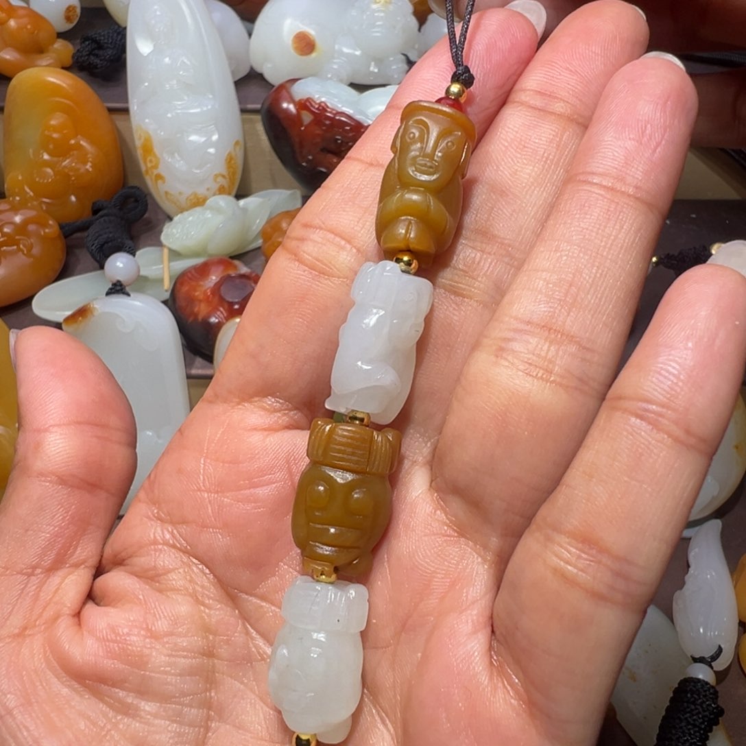 和田玉挂件未镶嵌