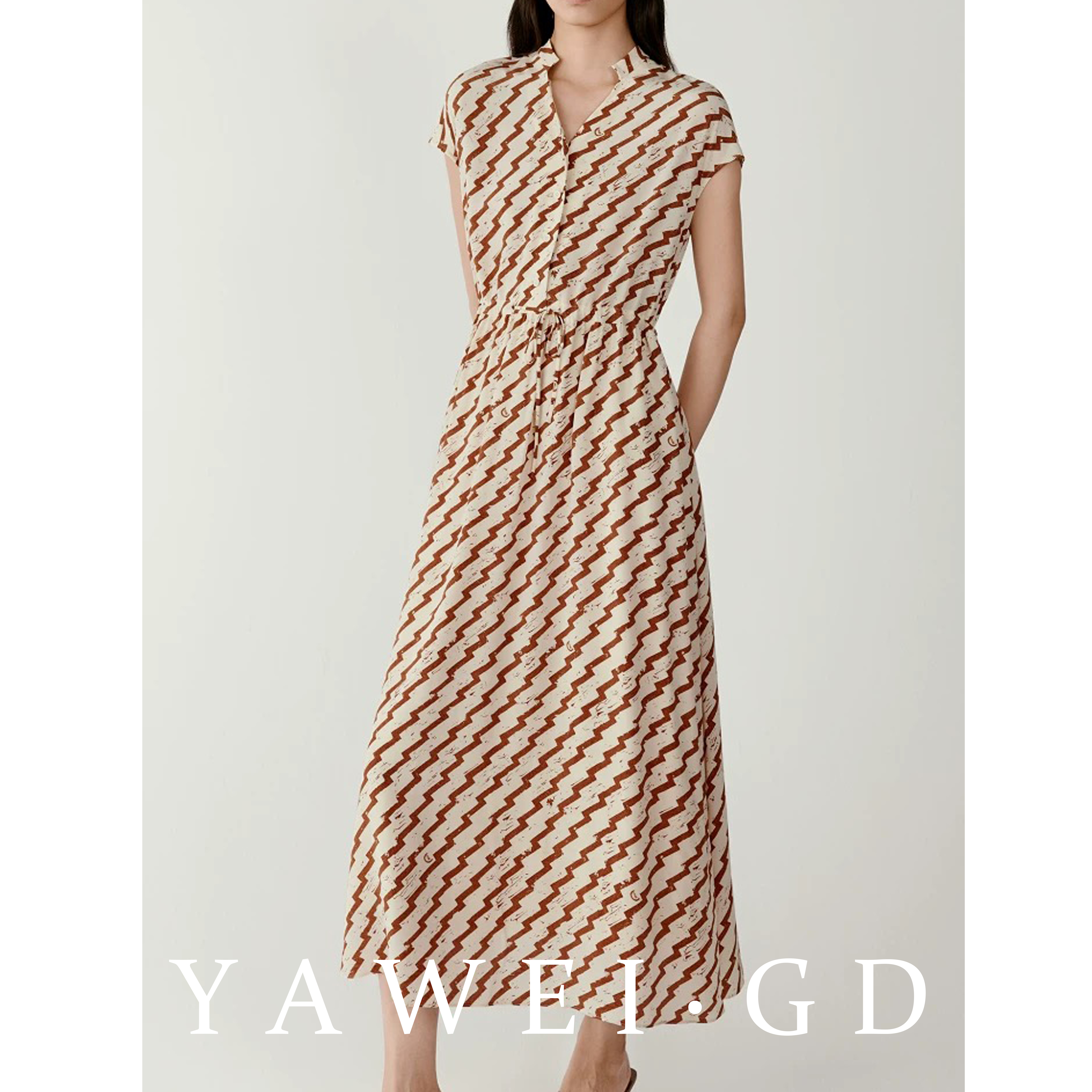 【流金岁月】几何印花真丝双绉V领收腰连衣裙QZ155Q