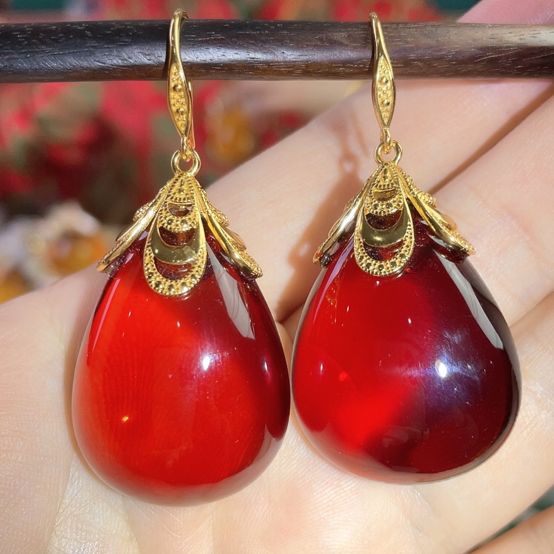 血珀耳环银S925镀金镶嵌18克