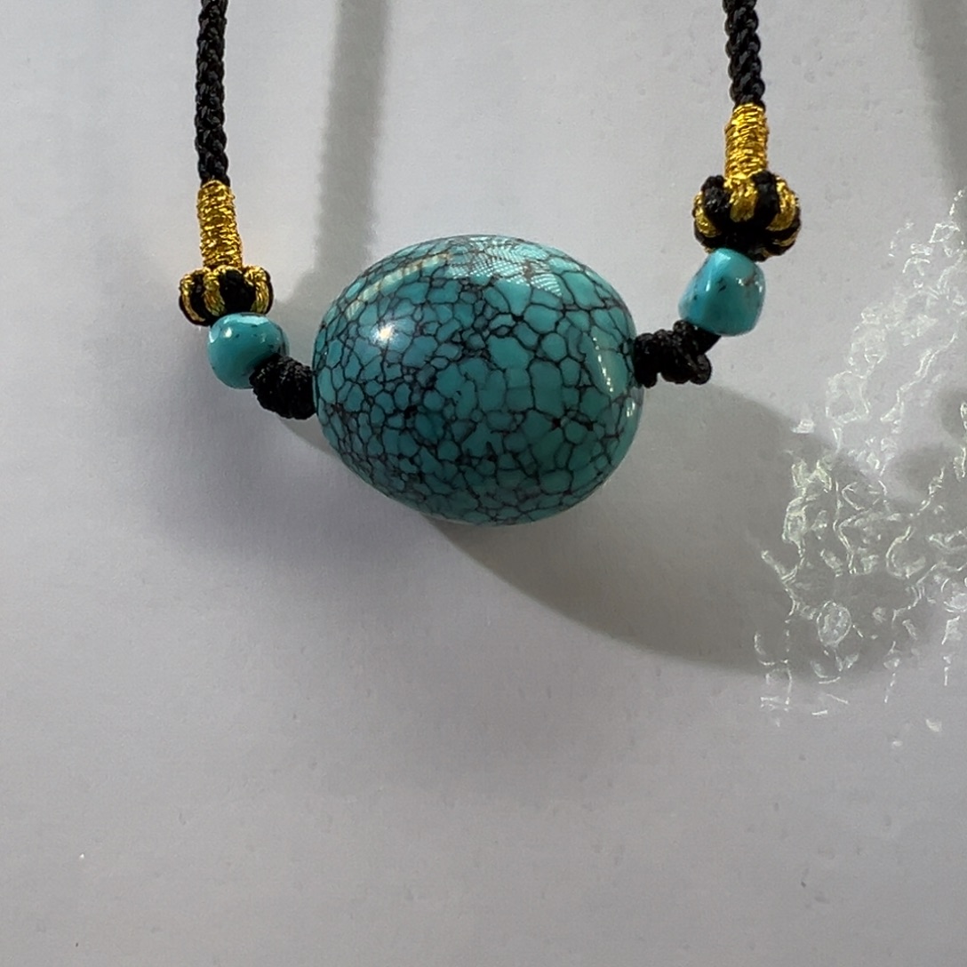 绿松石未镶嵌挂件