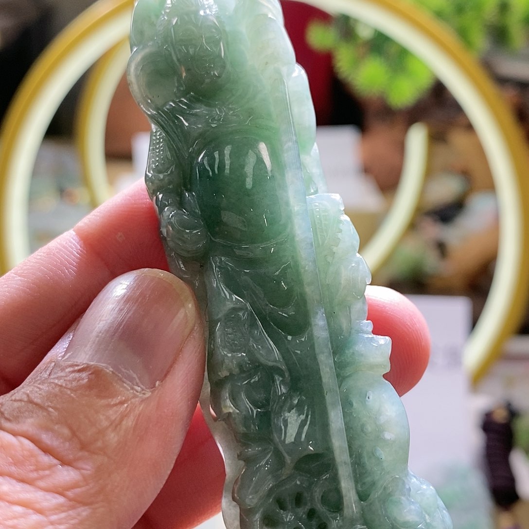 【闪购商品】翡翠颈饰未镶嵌11111111111111