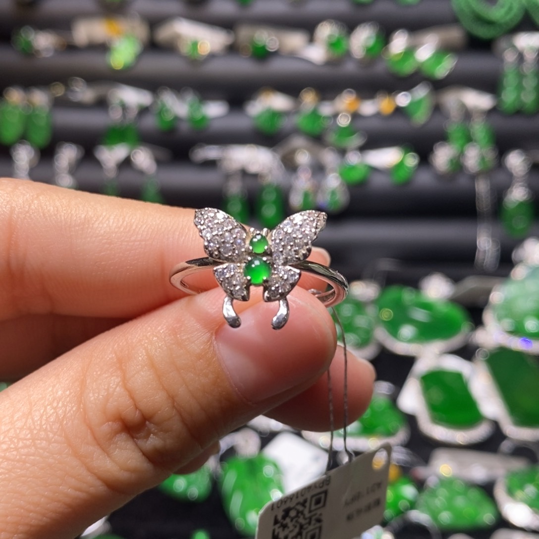 翡翠戒指银S925镶嵌天然翡翠