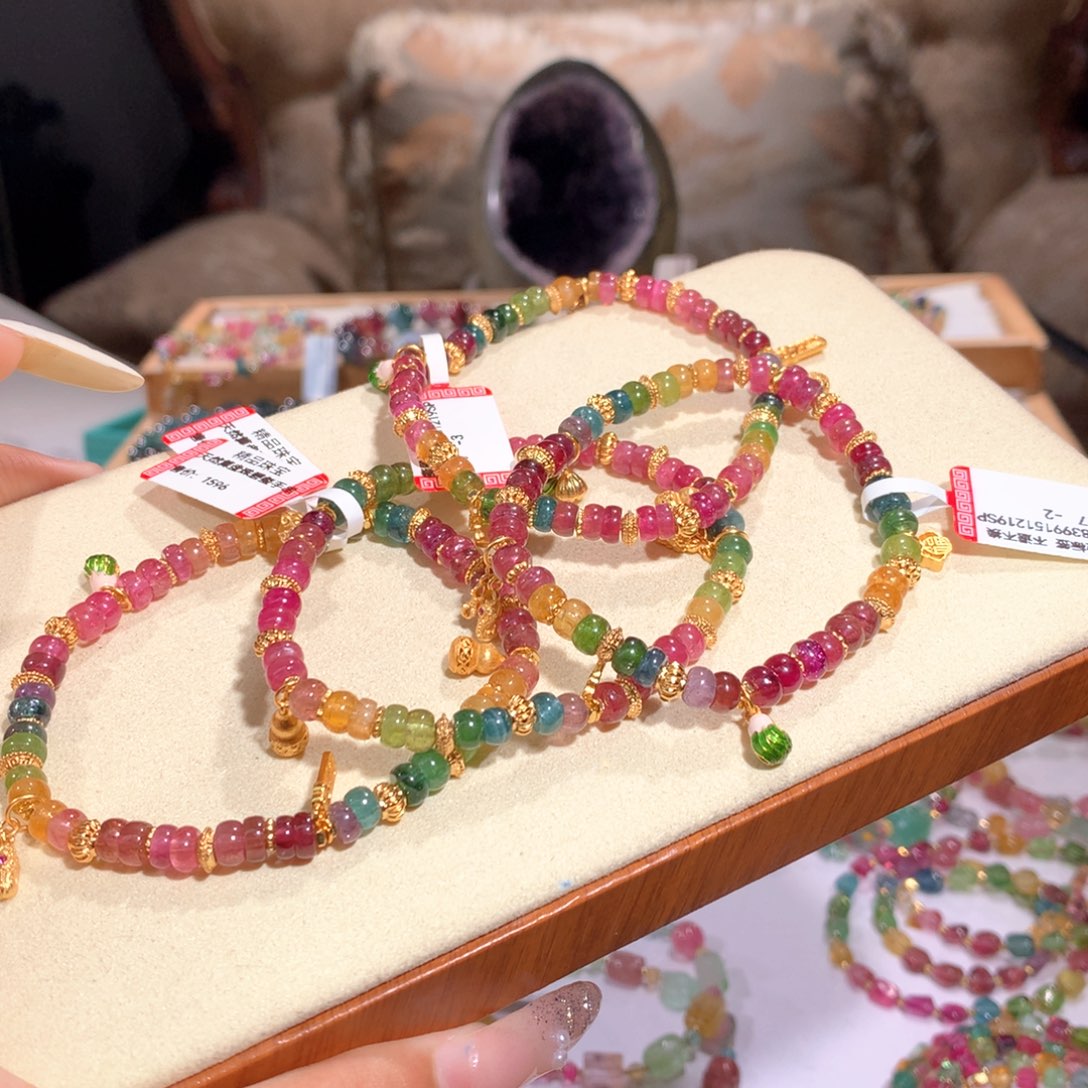 未镶嵌多样性发货其一碧玺