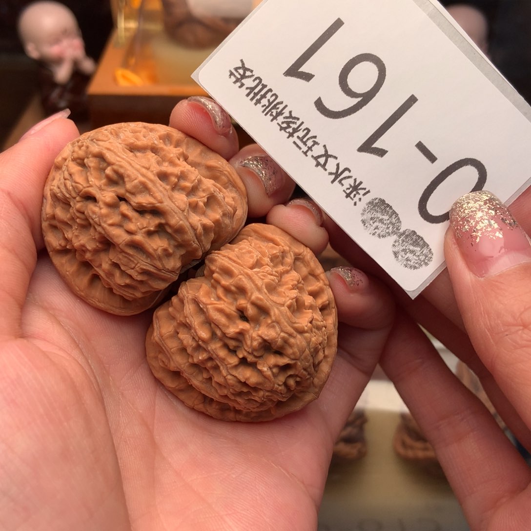 文玩核桃把件39三角白