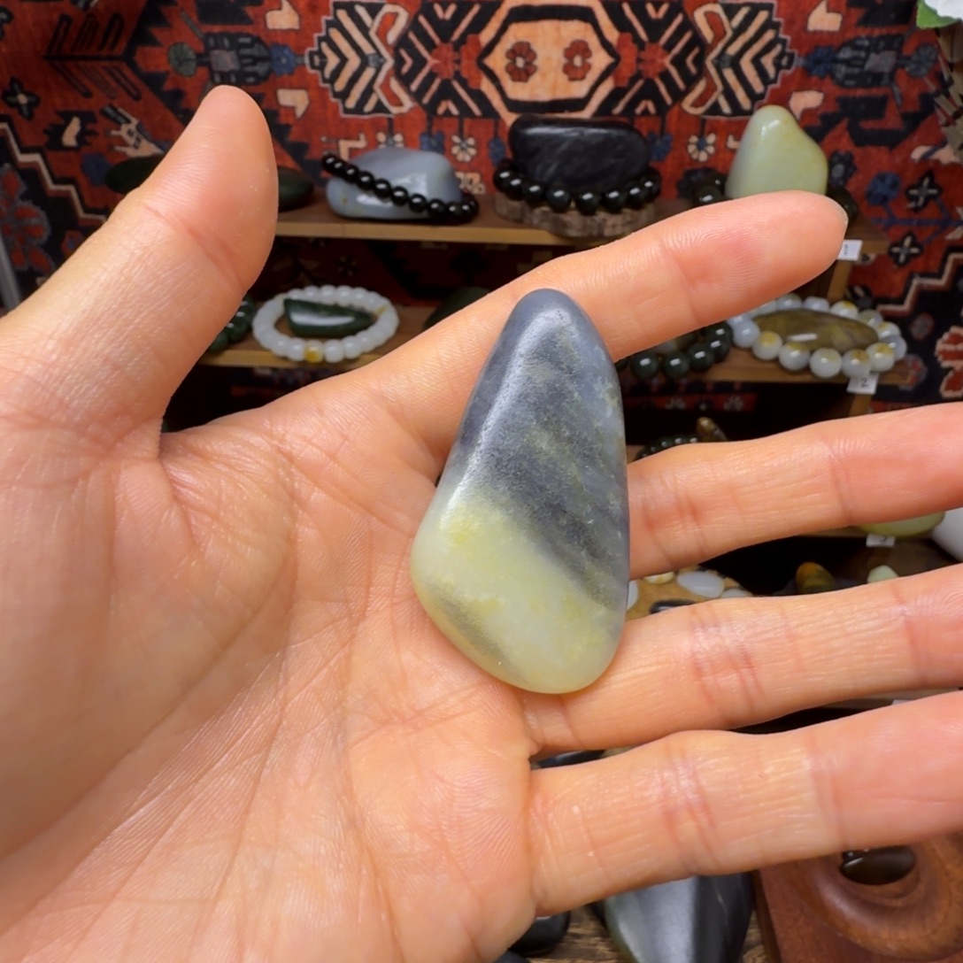 饮***湖和田玉未镶嵌挂件