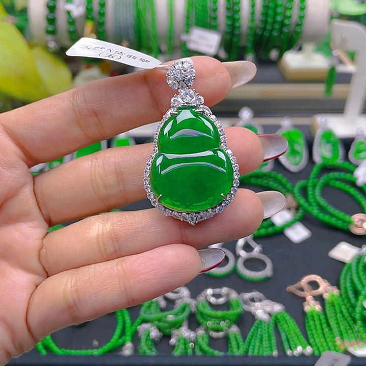 翡翠颈饰银S925镶嵌葫芦