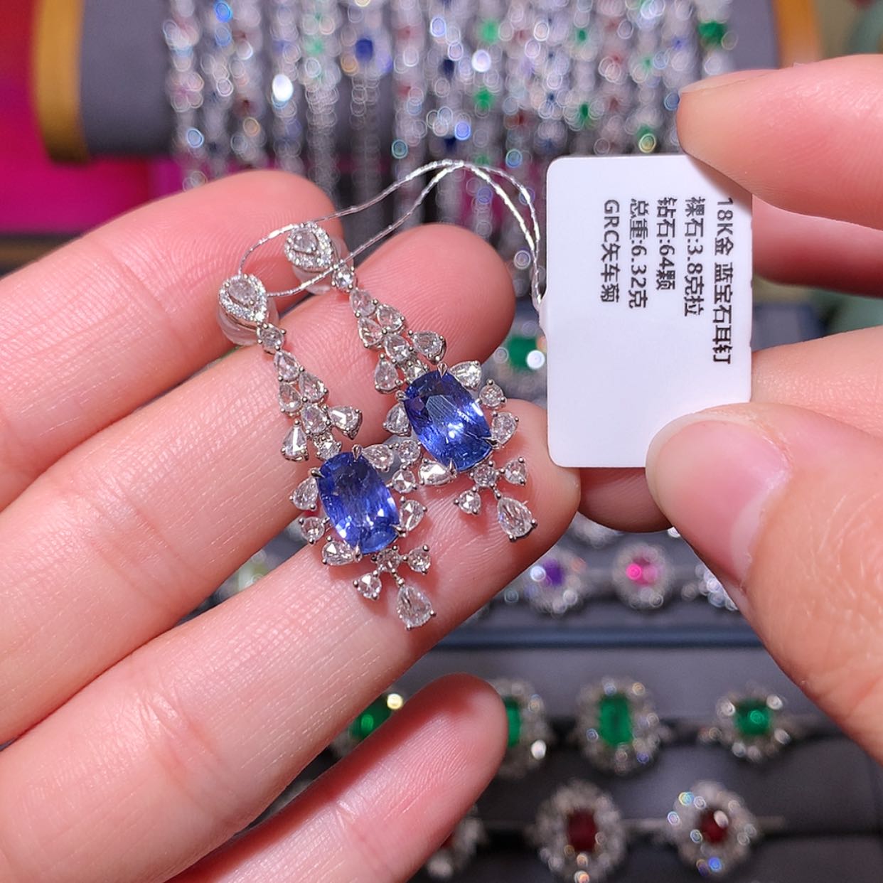 【闪购商品】蓝宝石耳钉18K金镶嵌