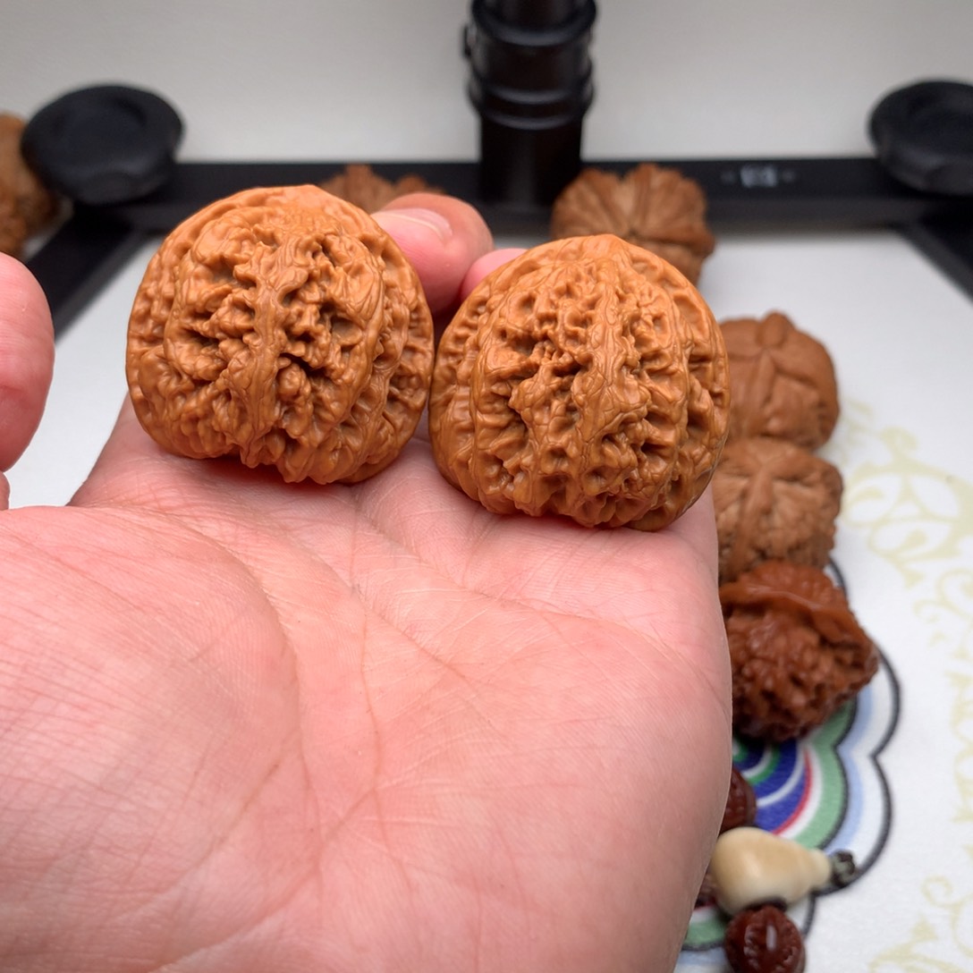 文玩核桃把件粗筋41