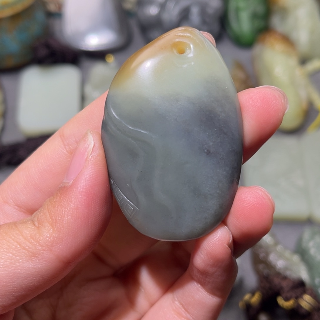 和田玉挂件未镶嵌