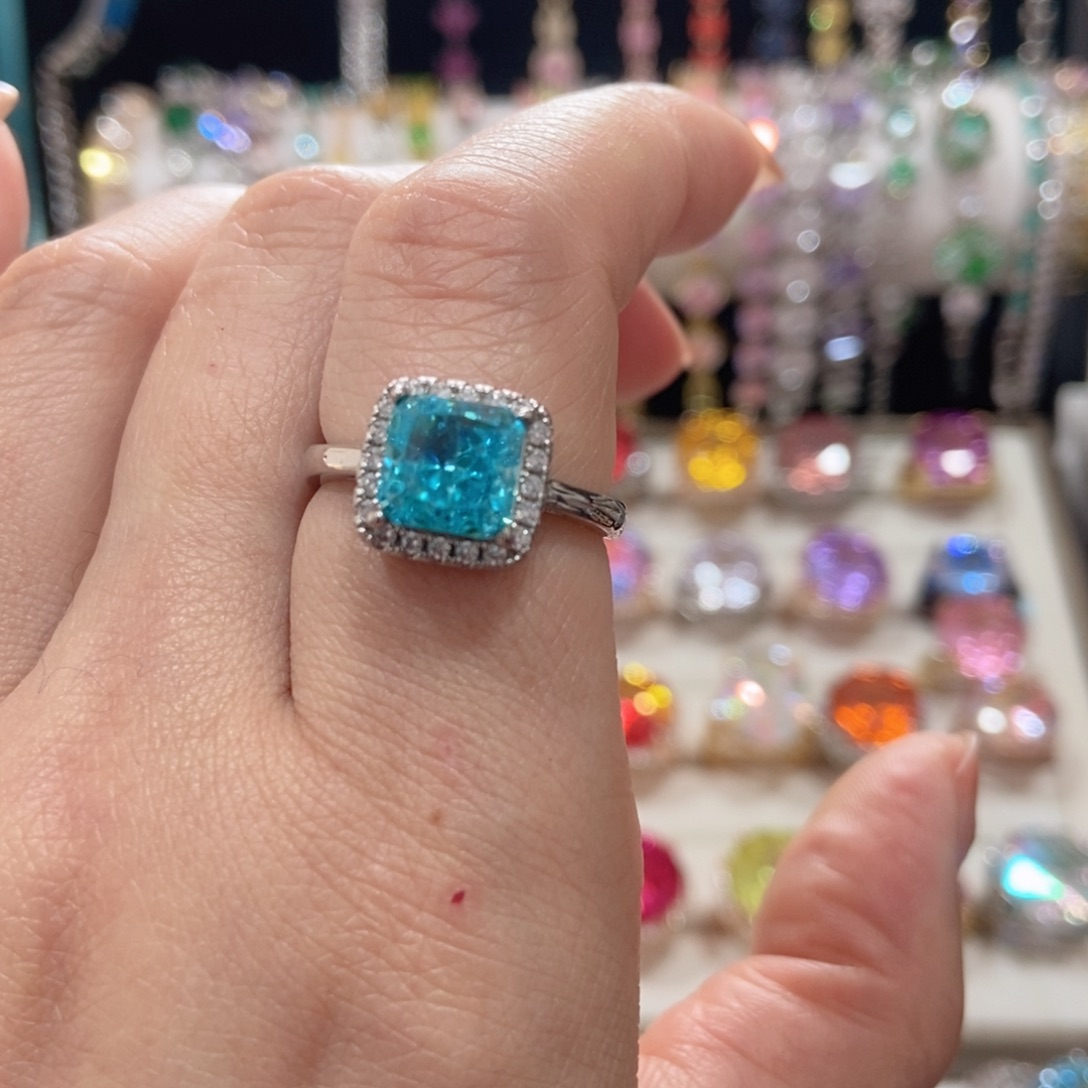 66锆石（处理）冰花切戒指