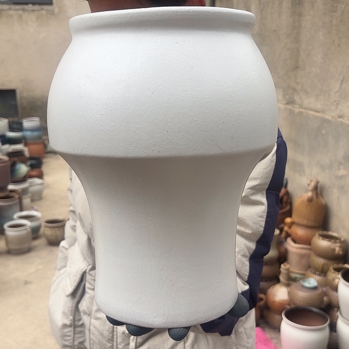 紫砂茶碗白火炬口径20*33