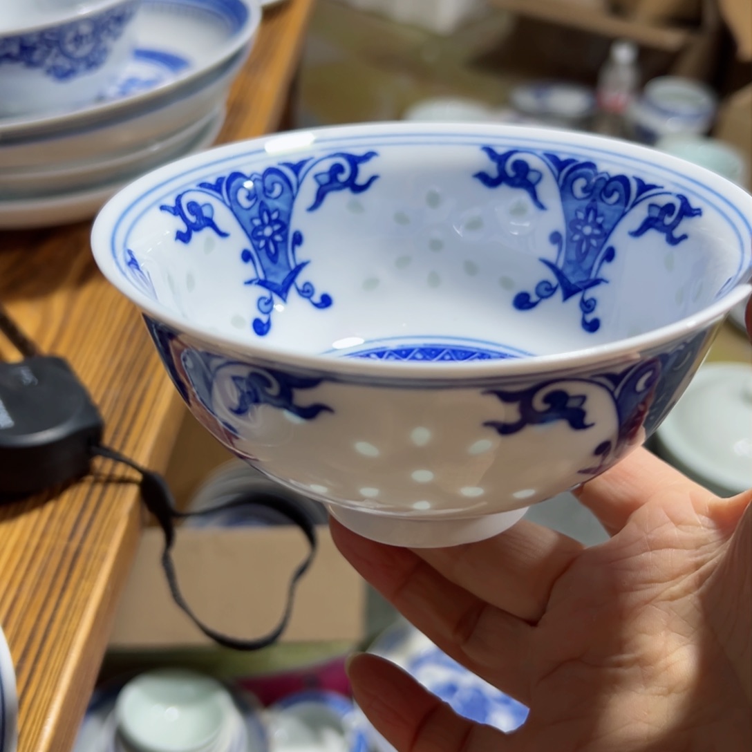 碗青花玲珑5寸蝶恋花饭碗