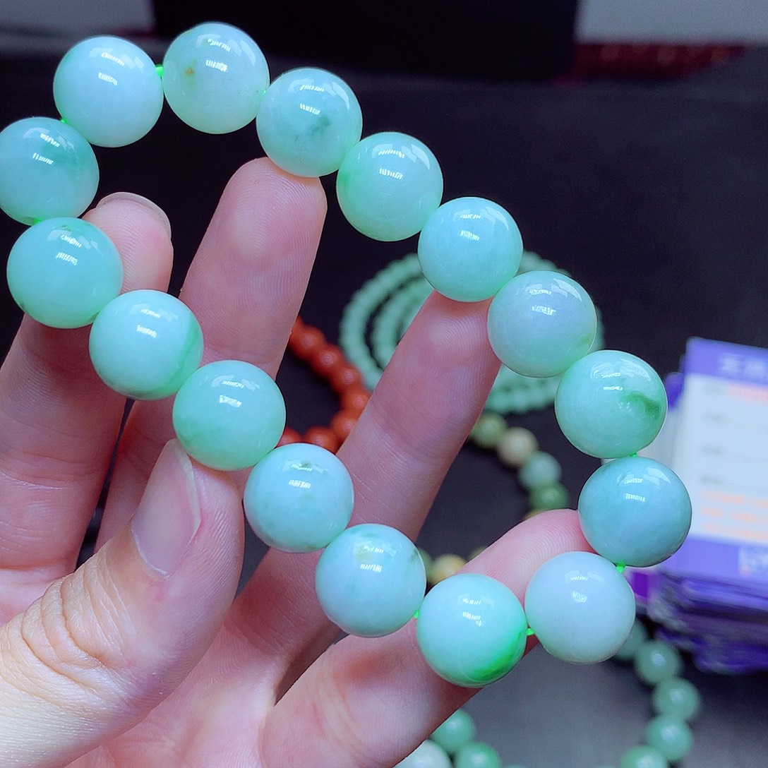 翡翠未镶嵌毛衣链