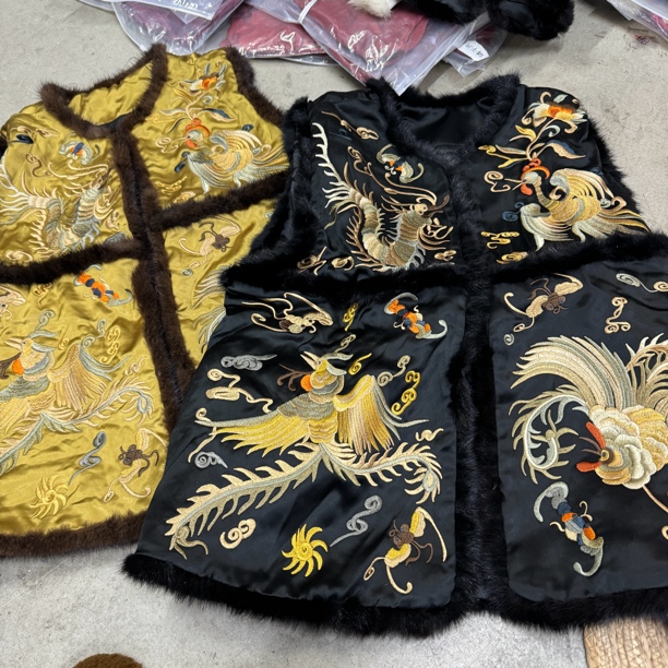 1588-1#《马甲》双面刺绣百搭宽松马甲复古中式网红