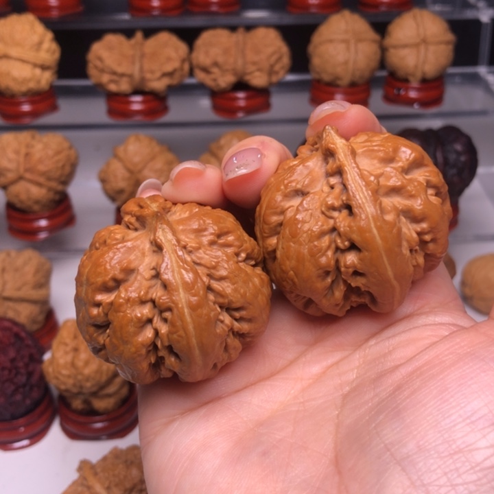 文玩核桃吊坠7霸王龙