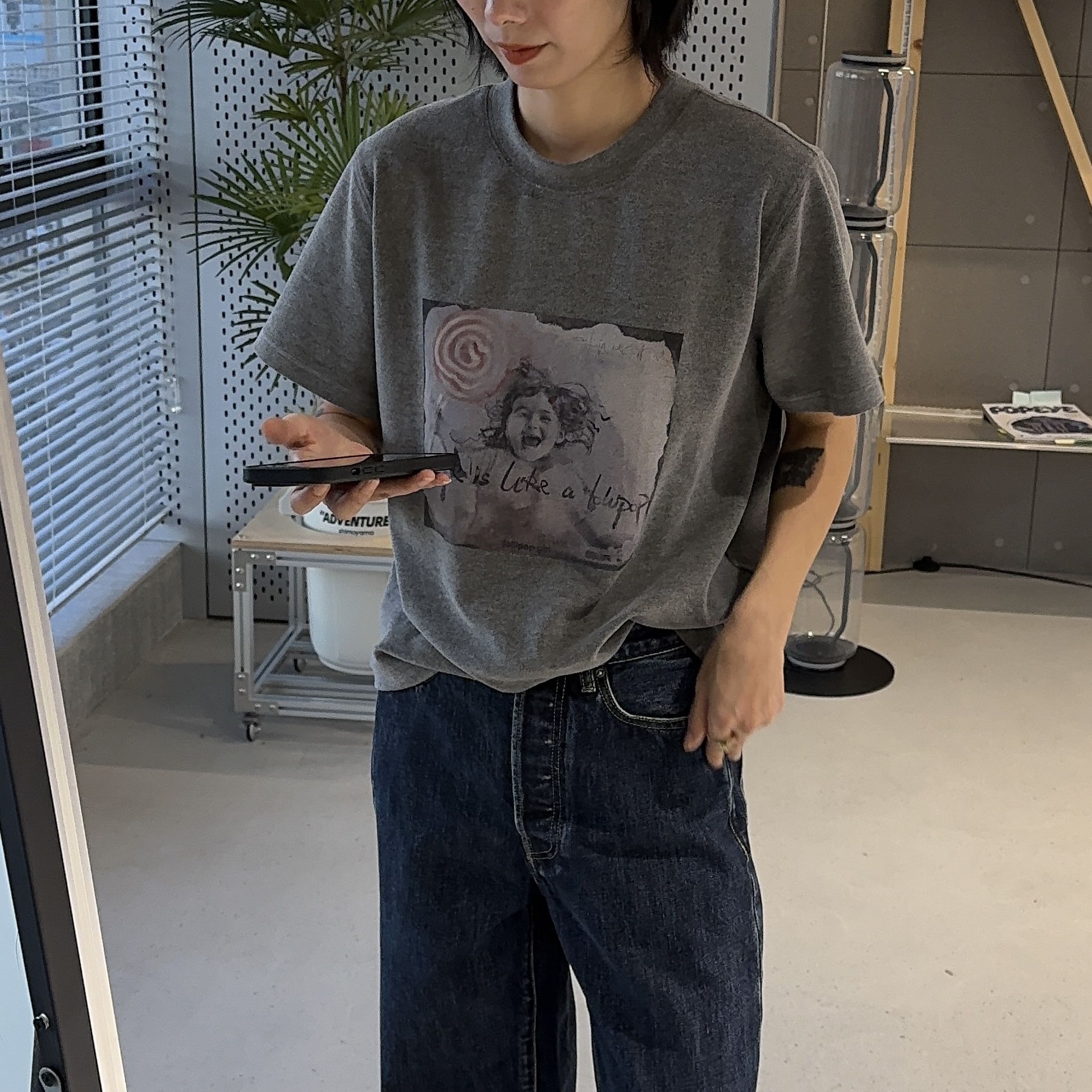 琴仔 秋冬厚款棒棒糖女孩印花宽松版短袖绒衫打底T恤 D5110