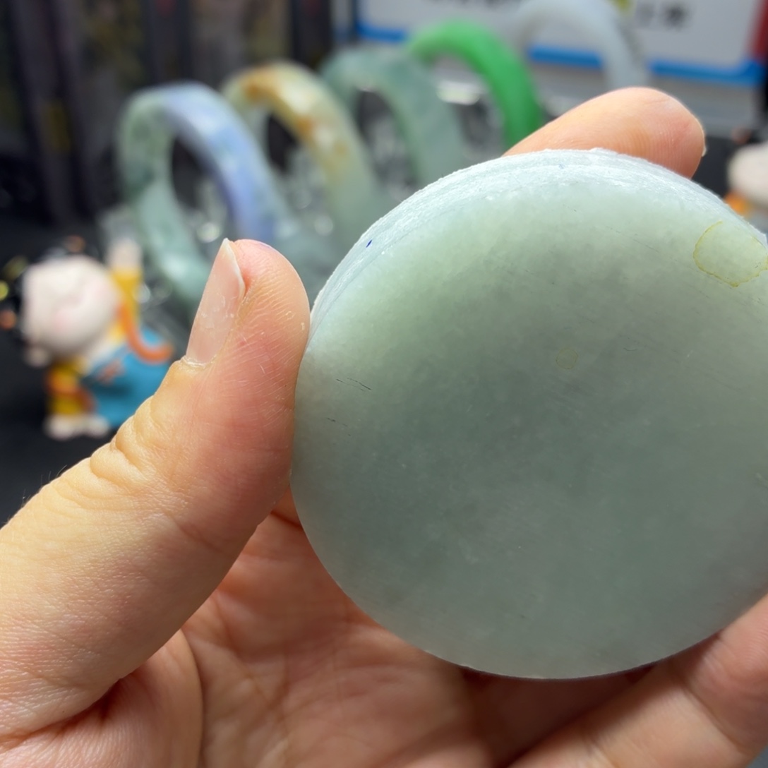 定制翡翠未镶嵌缅A翡翠多样性发一