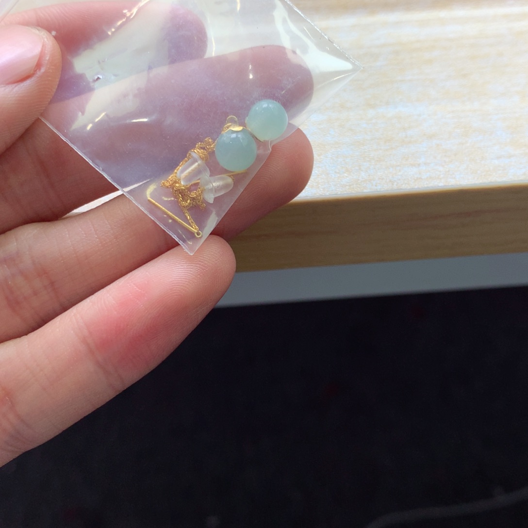 翡翠颈饰18K金镶嵌吊坠