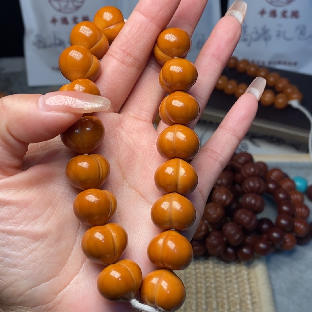 猴头核桃手串高定玻璃底屁桃