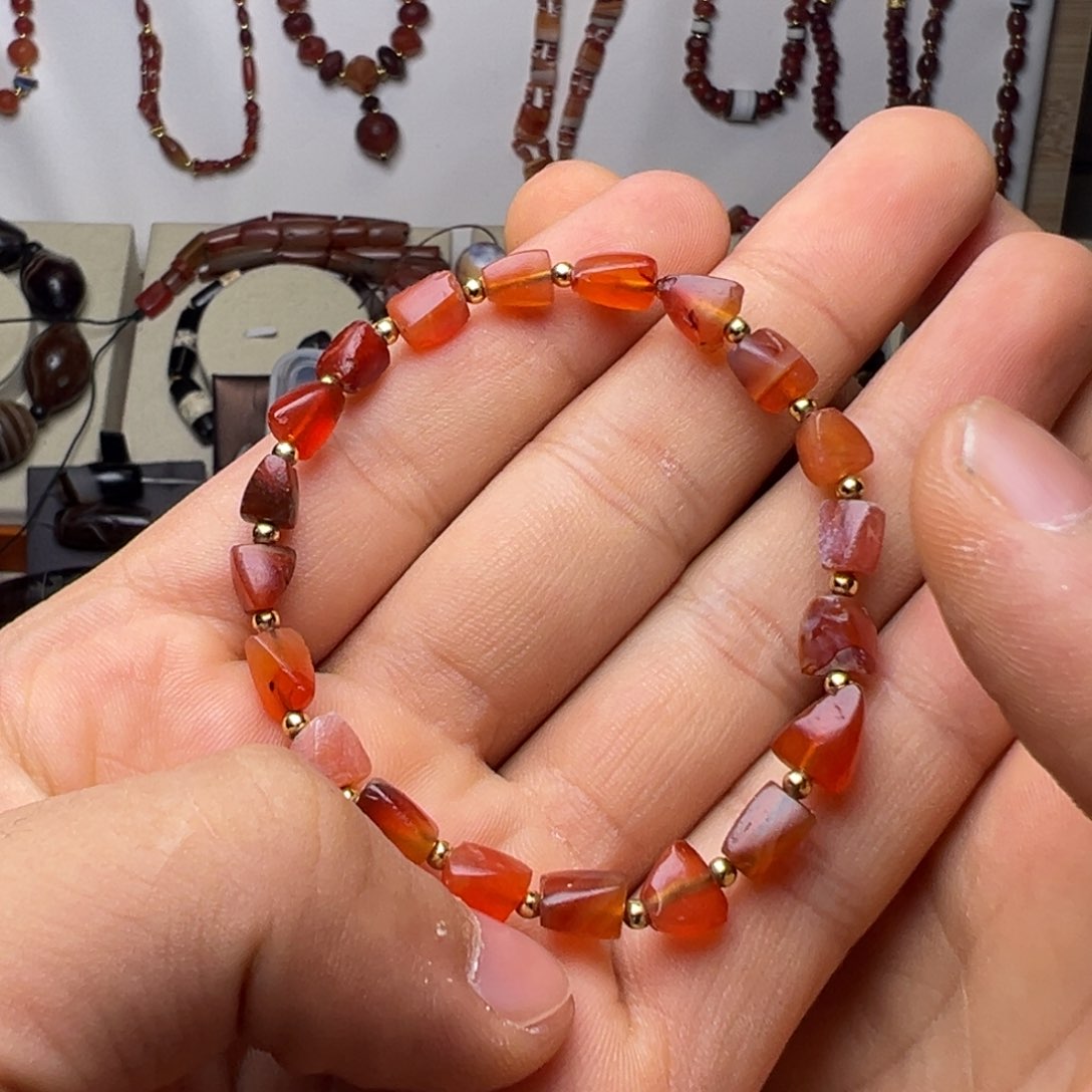 玛瑙/玉髓颈饰未镶嵌