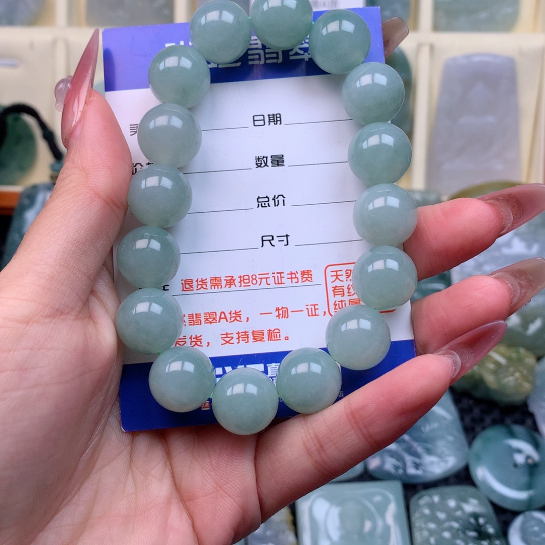 翡翠颈饰未镶嵌缅甸翡翠