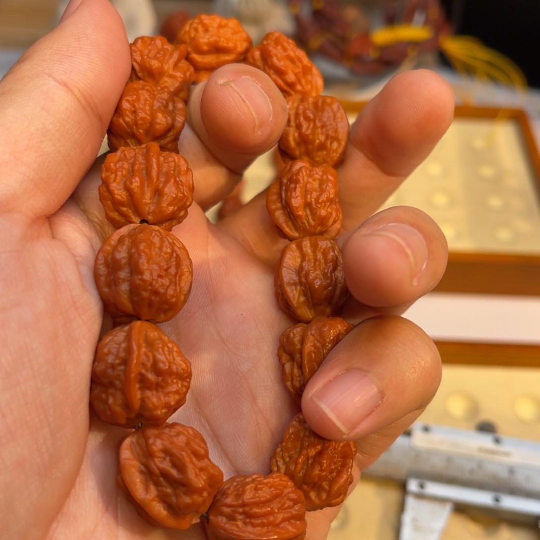 小***花手串文玩核桃蛤蟆头