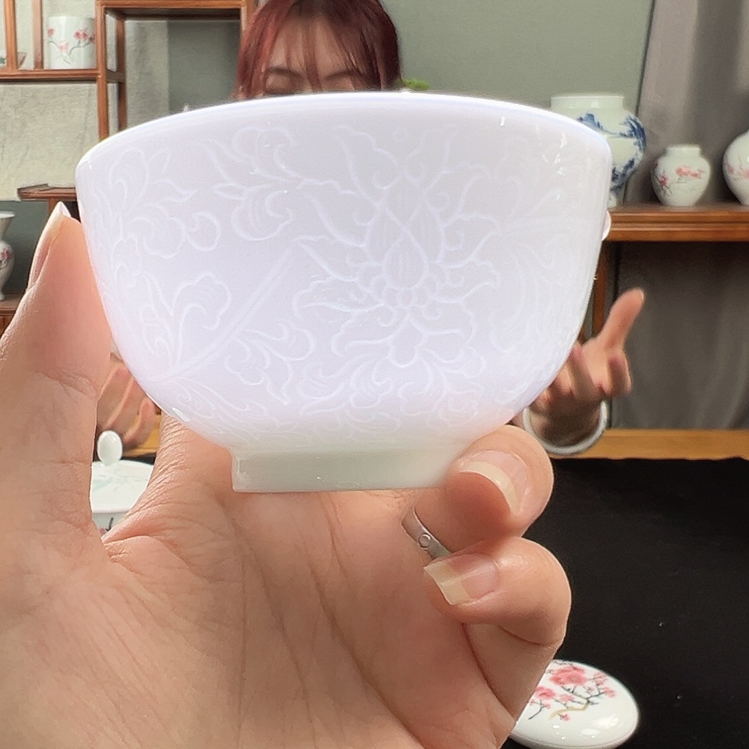 滑石子 半刀泥缠枝花卉直口杯