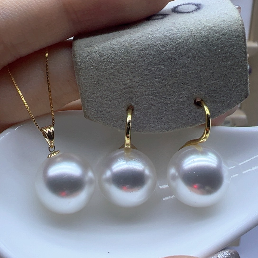 淡水珍珠18K金镶嵌吊坠(赠链)