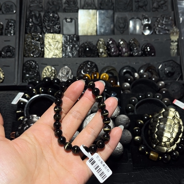 雷***️黑曜岩未镶嵌珠宝奇石