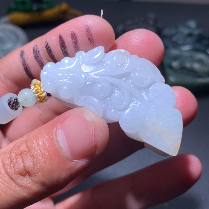 翡翠未镶嵌颈饰保真天然a货翡翠