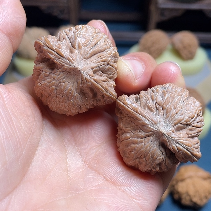 文玩核桃吊坠磨盘