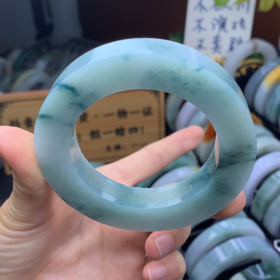 定制翡翠手镯未镶嵌定制不退不换