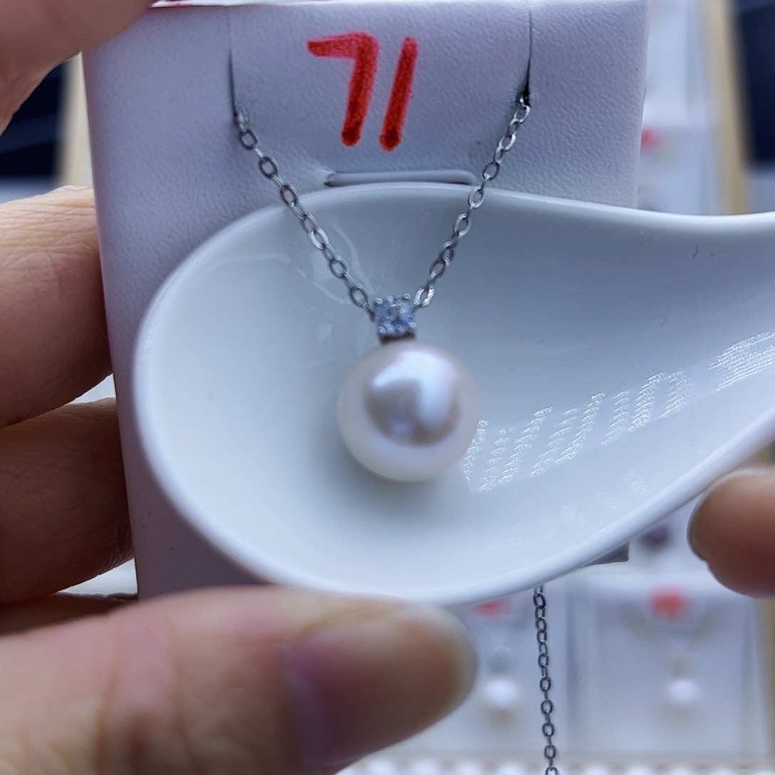 淡水珍珠吊坠(赠链)银S925镶嵌