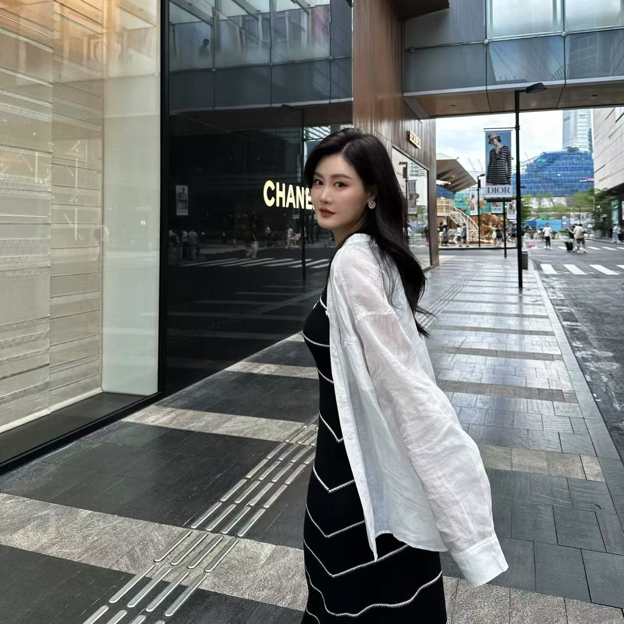 DANSO玉美华【爱心防晒】防晒V领森系翻领珠光感衬衫560308C